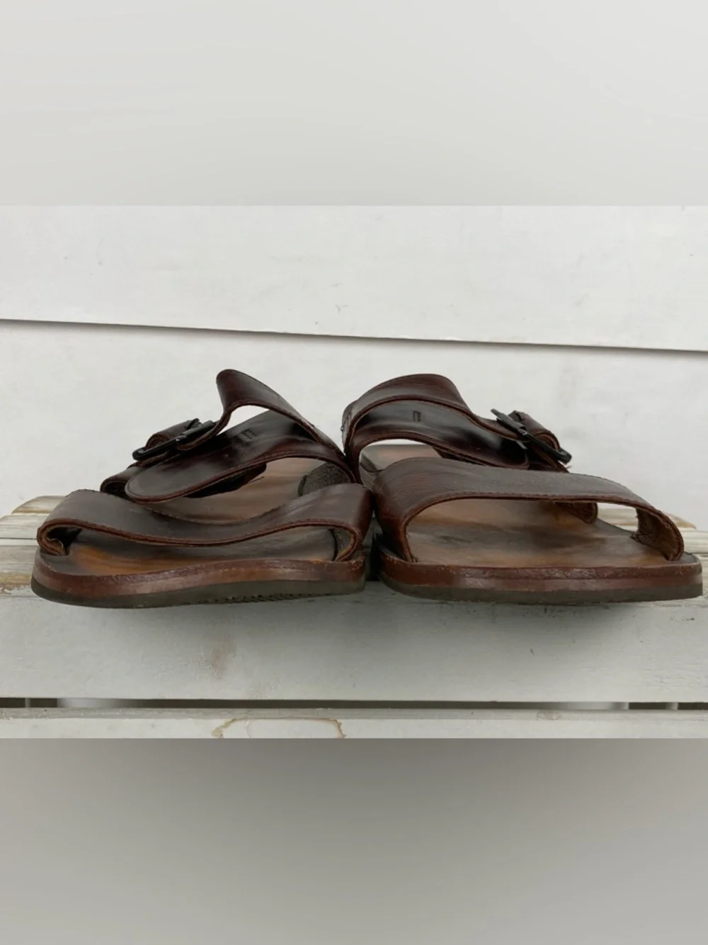 Skechers Collection Men’s leather brown slider sandals with buckle size 12